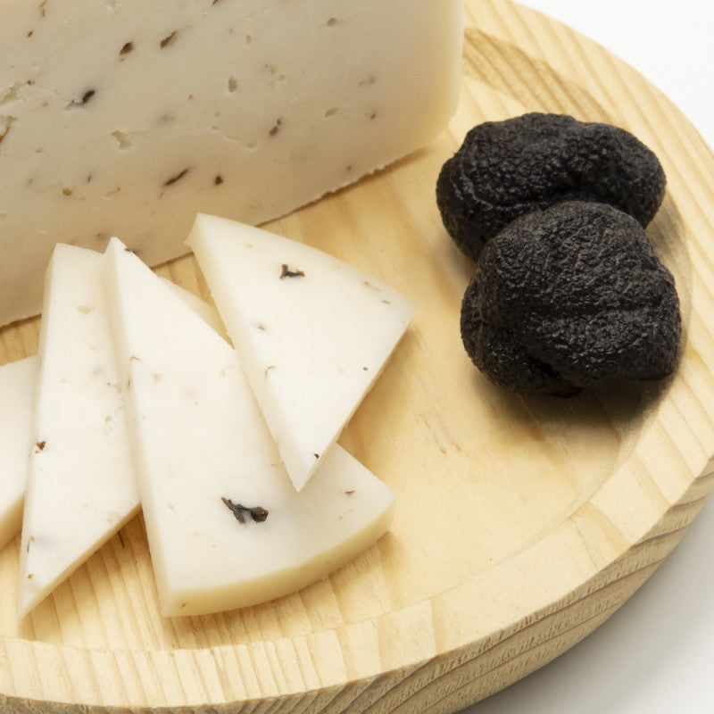 Queso de Oveja con Trufa Negra y Setas (pieza)